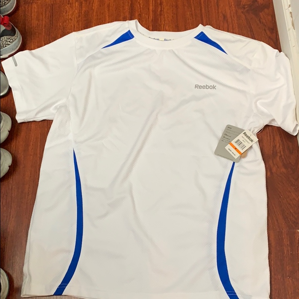 Reebok tee shirt men M